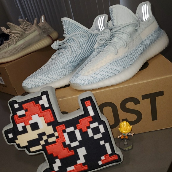 YEEZY BOOST 350 V2 CLOUD main image 5